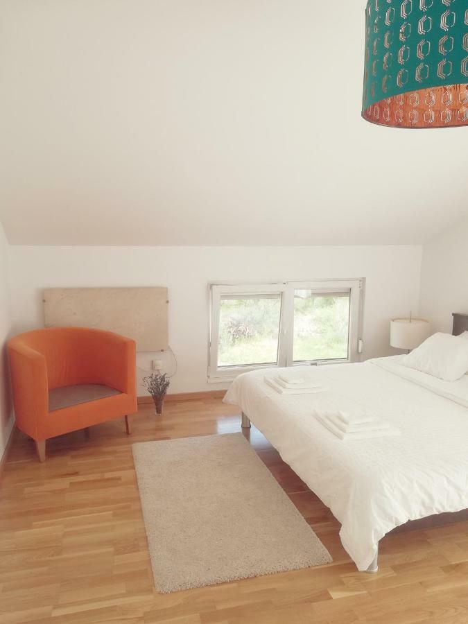 House For Rent Paola Villa Razanac Bagian luar foto