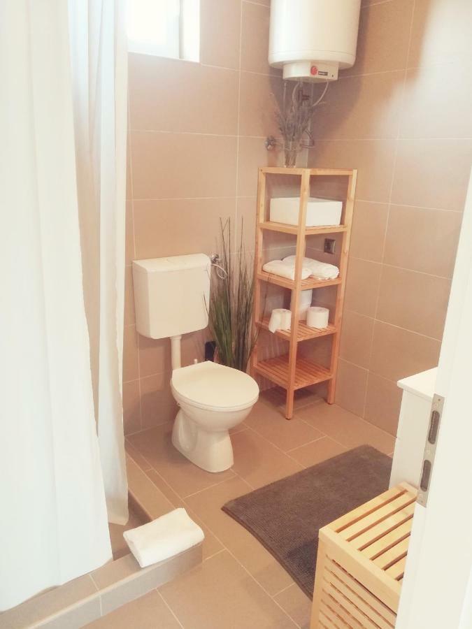 House For Rent Paola Villa Razanac Bagian luar foto