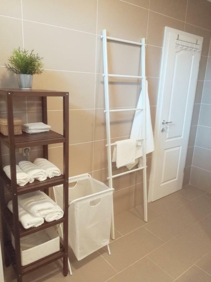 House For Rent Paola Villa Razanac Bagian luar foto