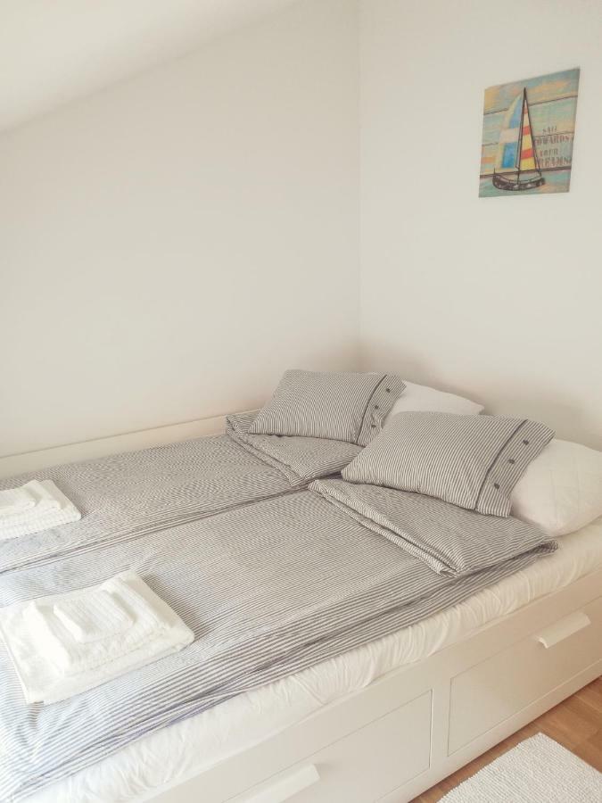 House For Rent Paola Villa Razanac Bagian luar foto